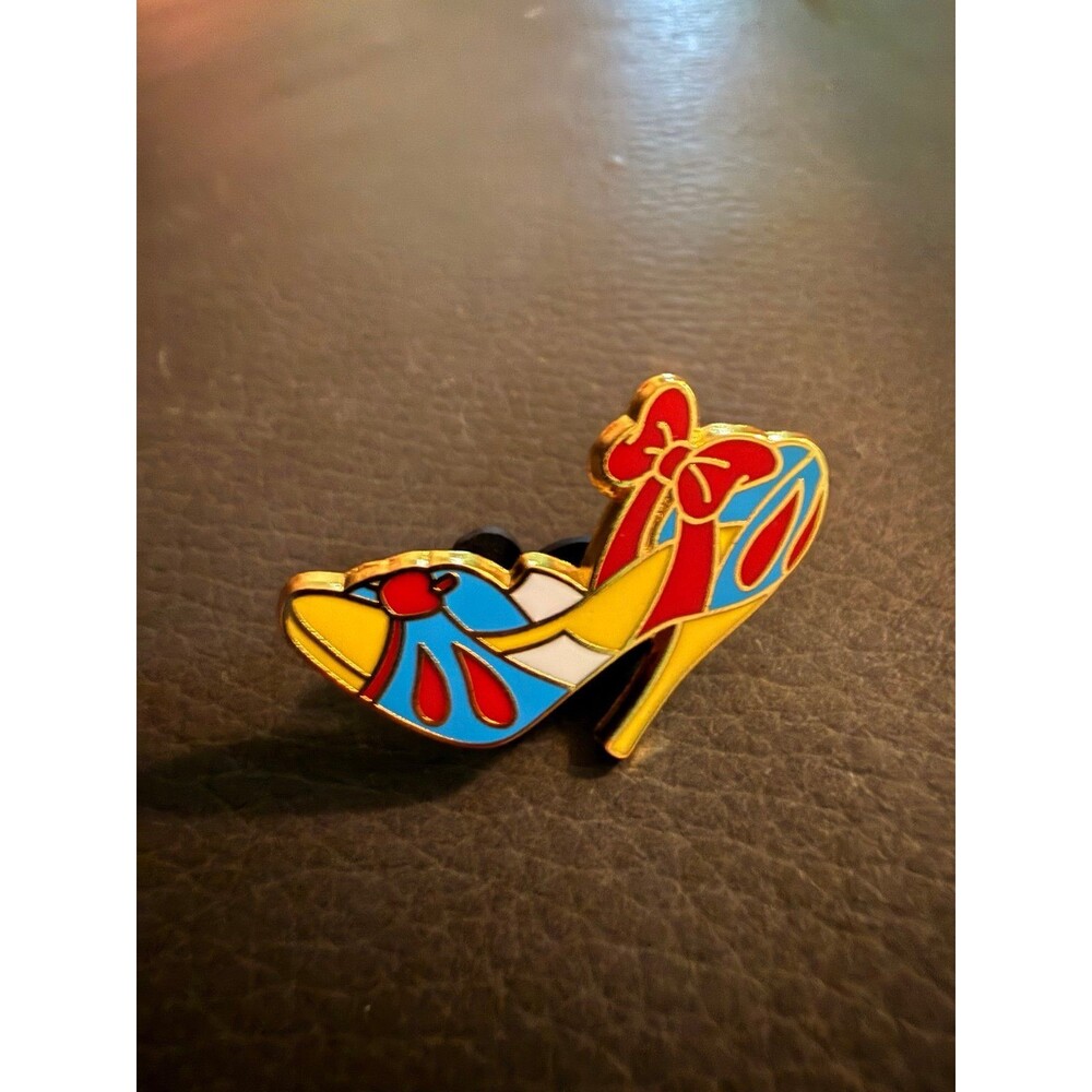 Snow White Princess Shoe High Heel Collection Disney Trading Pin